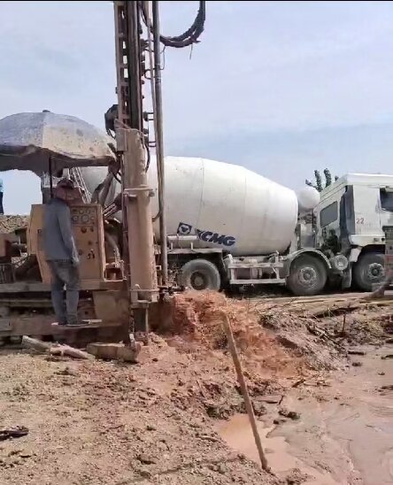 巢湖岩石井施工